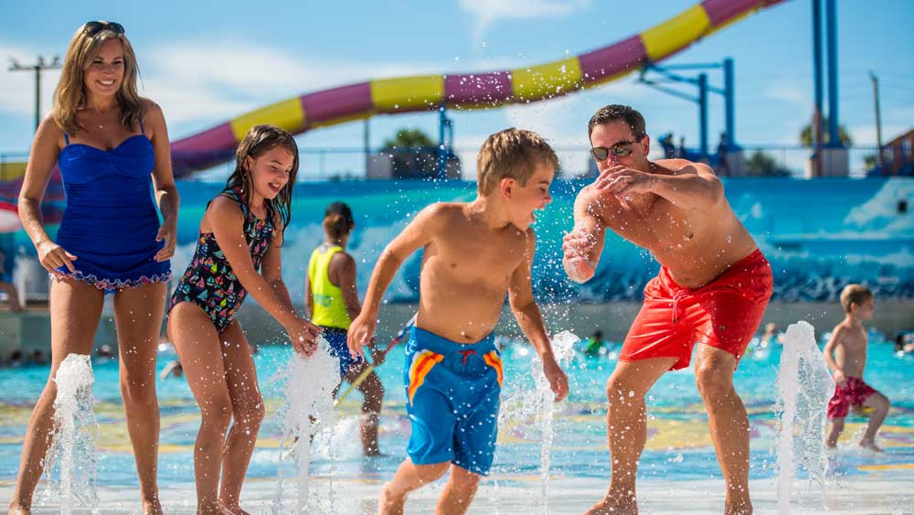 Family Splashing
